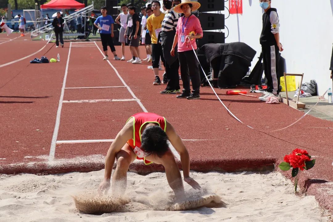 现任主帅以 现任主帅以